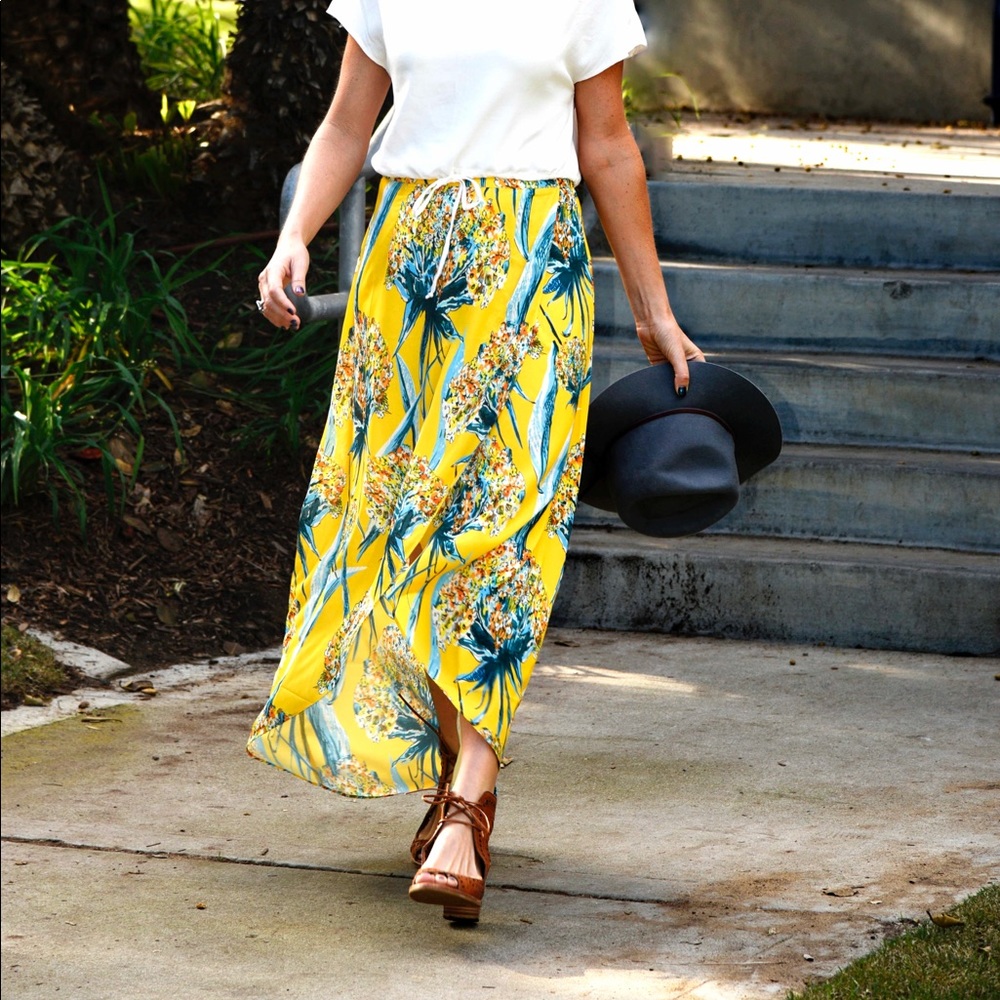 Pineapple Express wrap skirt
